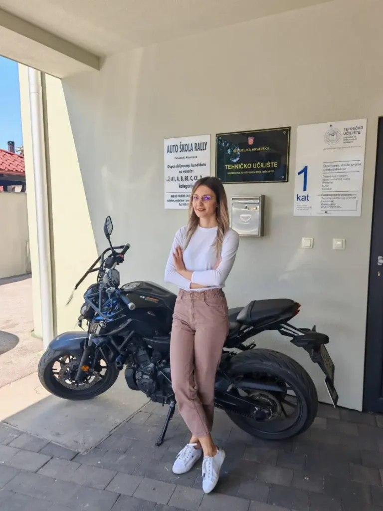 Ines Marović – administracija, Autoškola Rally Koprivnica